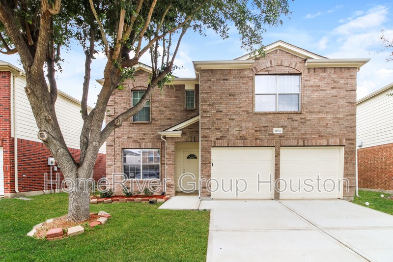 14954 Sugar Sweet Dr in Sugar Land, TX - Building Photo
