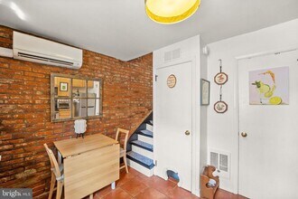 124 Catharine St in Philadelphia, PA - Building Photo - Building Photo