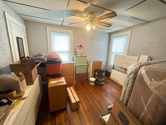 17 Edmands St, Unit 2 in Somerville, MA - Foto de edificio - Building Photo