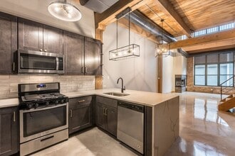 3110 N Sheffield Ave in Chicago, IL - Foto de edificio - Building Photo