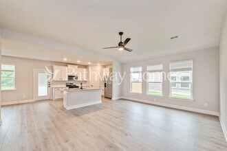 1825 Atwood Dr in Anna, TX - Foto de edificio - Building Photo