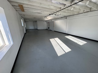 5701 NW Radial Hwy in Omaha, NE - Building Photo - Building Photo