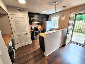 141 Thistle Ln in Nashville, TN - Building Photo - Building Photo