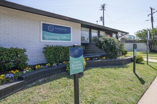 Saddlestone Apartments in Tulsa, OK - Building Photo