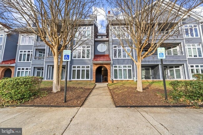 property at 1127 Lake Heron Dr