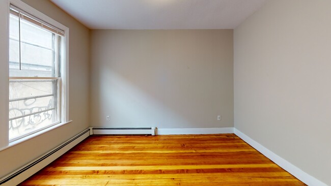 280 McGrath Hwy, Unit 1