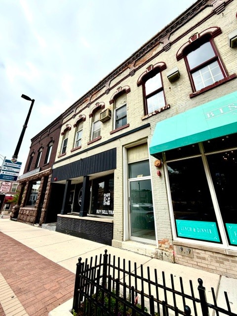 131 S Washington St, Unit 1