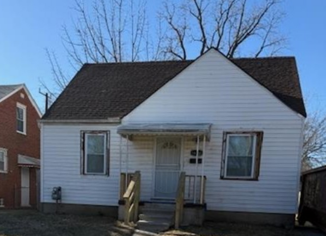 property at 19331 Buffalo St