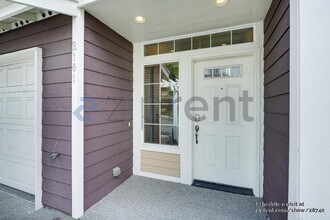 2101 Tacoma Ct in Tacoma, WA - Foto de edificio - Building Photo