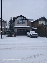 5606 Greenough Cape NW in Edmonton, AB - Building Photo
