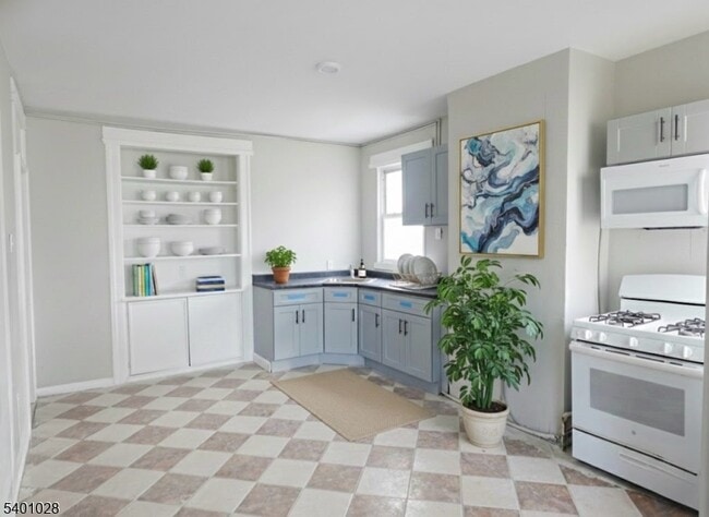 1360 Springfield Ave in Irvington, NJ - Building Photo - Building Photo