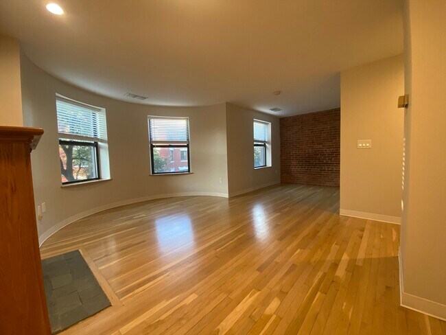 property at 108 Gainsborough St