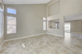 170 Mirador St in Henderson, NV - Building Photo - Building Photo