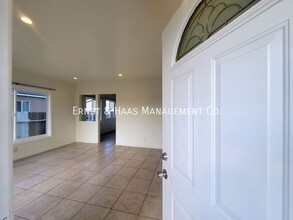 1415 S Whitemarsh Ave in Compton, CA - Building Photo - Building Photo