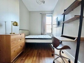 Furnished room/NOT APARTMENT, Unit 1A in Brooklyn, NY - Building Photo