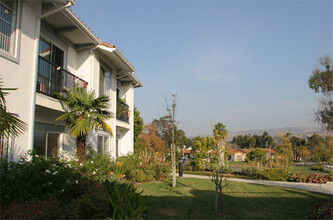 Villa Paloma Senior Apartments in San Juan Capistrano, CA - Building Photo - Building Photo