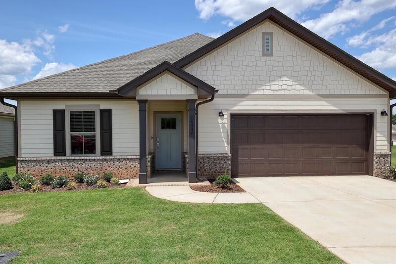 14440 Mountain Strm Dr in Athens, AL - Building Photo