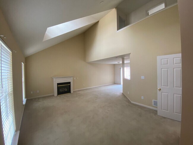 8705 Hidden Grove Pl in Louisville, KY - Building Photo - Building Photo