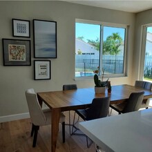 1055 Briar Ridge Rd in Weston, FL - Building Photo - Building Photo