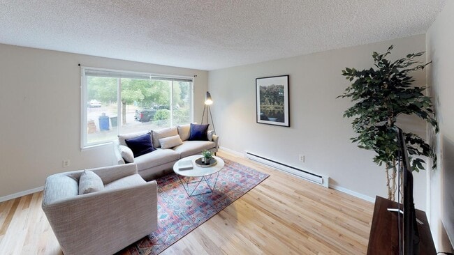 property at 3535 N Borthwick Ave