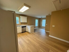 605 Lancelot Ct in Statesboro, GA - Building Photo - Building Photo