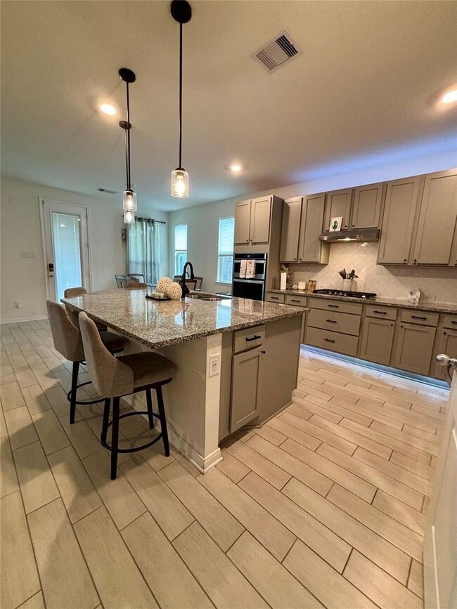 property at 734 Hardwood Grv Ct