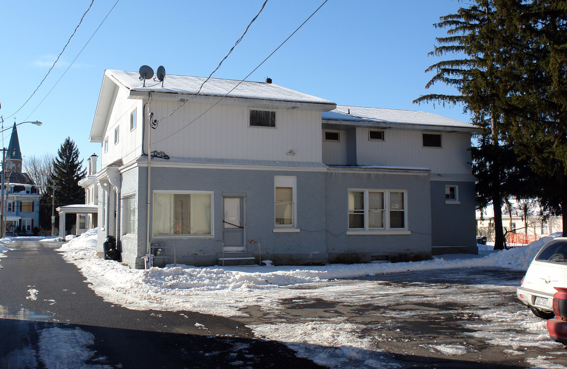 313 Scott Ave in Rome, NY - Building Photo