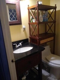 7 W Biddle St photo'