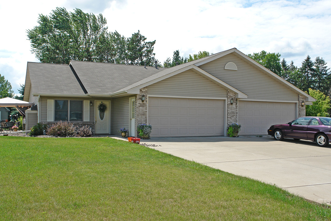 Fair Meadows in New Richmond, WI - Building Photo