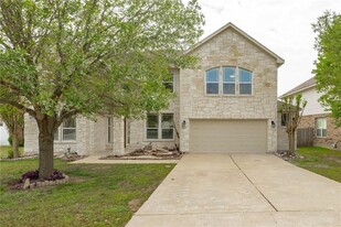 1005 Laurel Oak Trail