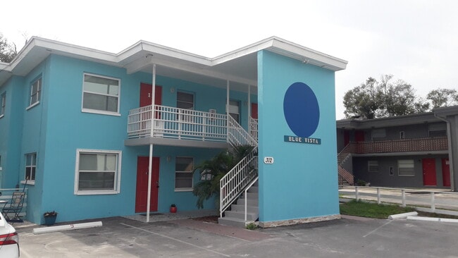 312 Avanda Ct, Unit 9 in Clearwater, FL - Building Photo - Building Photo