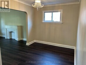 141 Bogert Ave in Toronto, ON - Building Photo - Building Photo