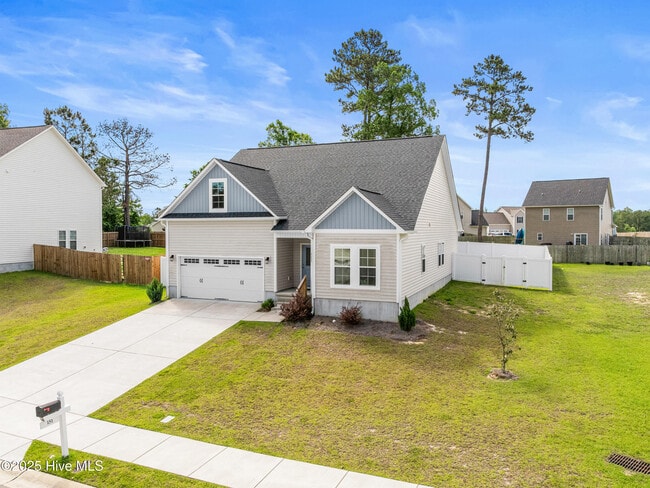 151 Broadleaf Dr in Jacksonville, NC - Building Photo - Building Photo