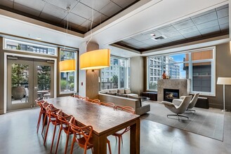 2801 1st Ave in Seattle, WA - Foto de edificio - Building Photo