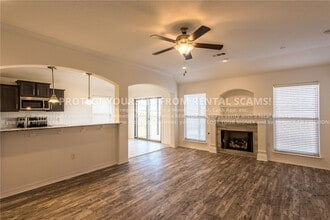 4530 W Divide Dr in Fayetteville, AR - Building Photo - Building Photo