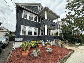 74-76 Governor St in Somerville, MA - Building Photo