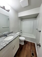 8 Bainbridge Ave in Hampton, VA - Building Photo - Building Photo