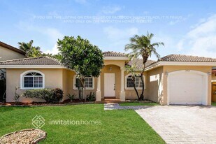14305 SW 164th Terrace in Miami, FL - Building Photo