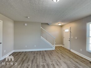 4573 Dungannon Dr in Grove City, OH - Building Photo - Building Photo