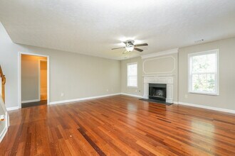 1035 Paper Creek Dr SE in Lawrenceville, GA - Building Photo - Building Photo