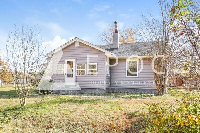 312 Lewis St in Gibsonville, NC - Building Photo - Building Photo