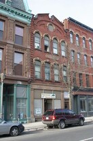 181 High St in Holyoke, MA - Building Photo