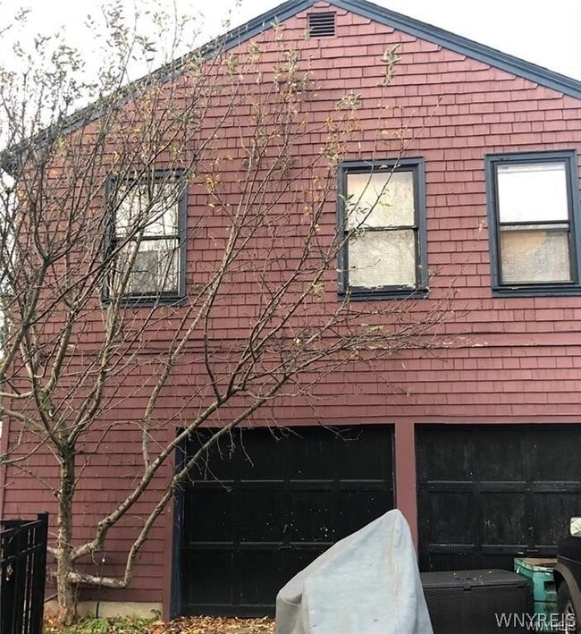 property at 572 W Ferry St