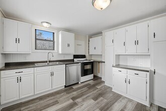 115 Berkshire St in Springfield, MA - Building Photo - Building Photo