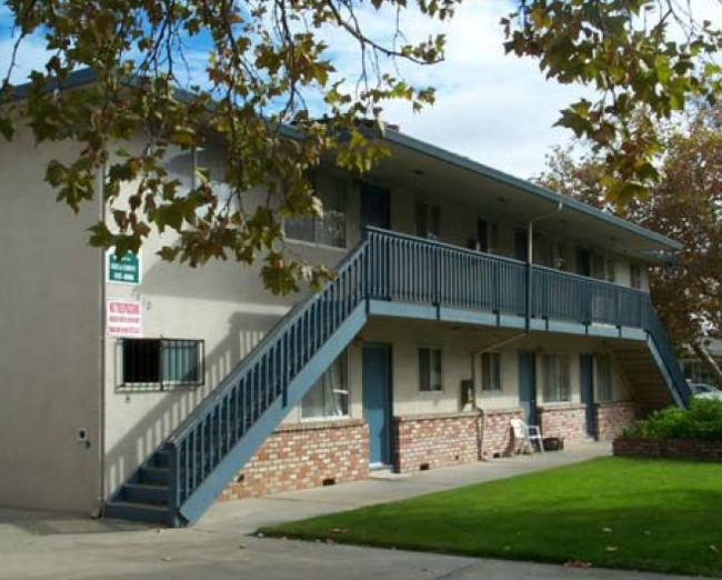 7810 Hanna St in Gilroy, CA - Building Photo - Building Photo