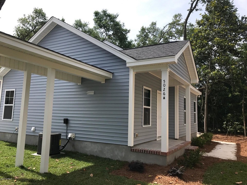 5026 Park Ave-Unit -A in Wilmington, NC - Building Photo