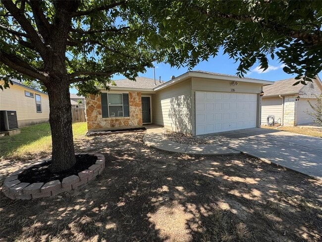 235 Tolcarne Dr in Hutto, TX - Building Photo - Building Photo