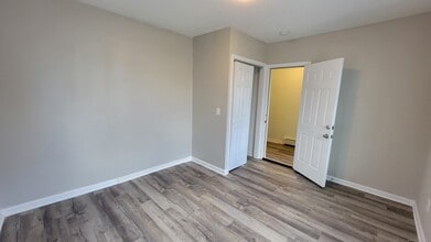 296 Bradley St in Bridgeport, CT - Building Photo - Building Photo