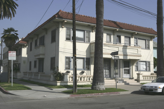 1501-1507 E 2nd St in Long Beach, CA - Foto de edificio - Building Photo