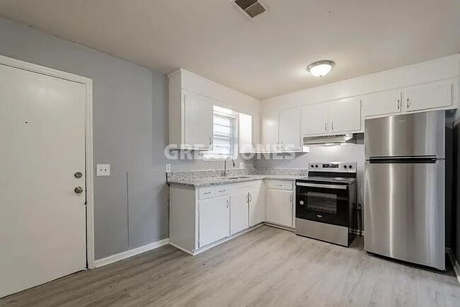 428 W Lakeside Ave in Columbia, SC - Building Photo - Building Photo